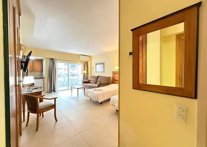 Pyr & Pool Private Appartement *