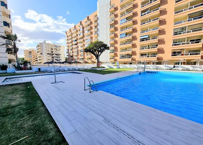Pyr & Pool Private Appartement