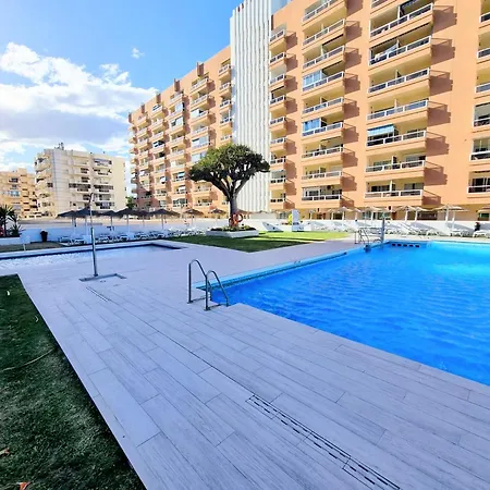 Pyr & Pool Private شقة